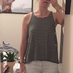 Flattering Black and White Flowy Tank size S